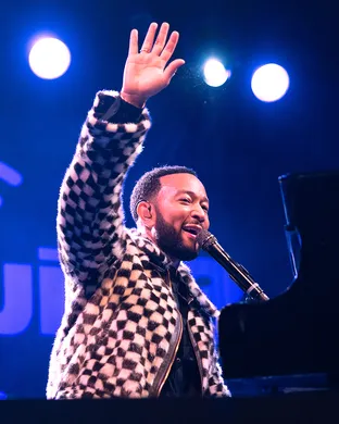 John Legend Virginia Beach