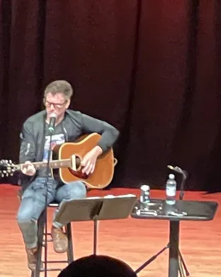 Stephen Lynch Norfolk